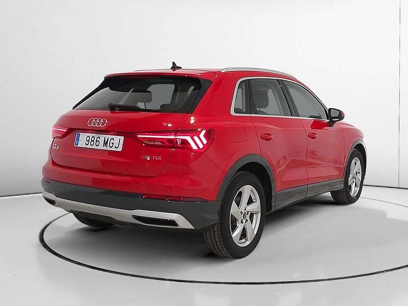 Usado Audi Q3 Advanced 150 CV (110 kW) 2023 Rojo SUV