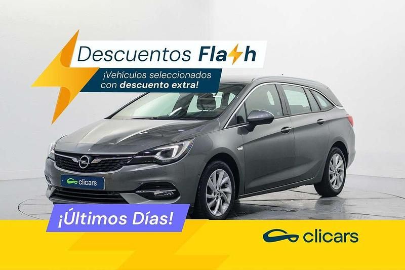 Usado Opel Astra Elegance 145 CV (106 kW) 2020 Gris Utilitario