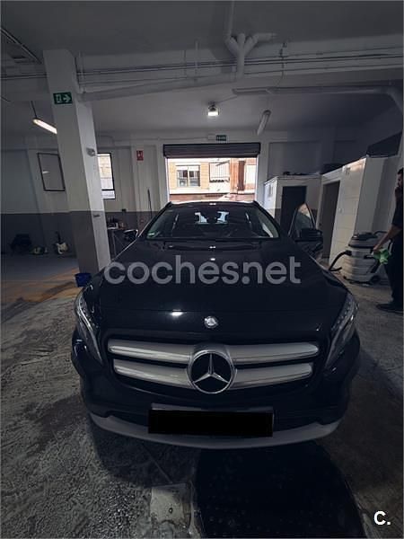 Usado Mercedes GLA200 Style 156 CV (114 kW) 2014 Negro SUV