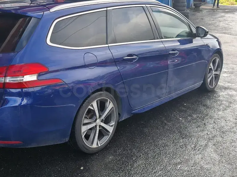 Usado Peugeot 308 SW GTi 180 CV (132 kW) 2015 Azul Familiar