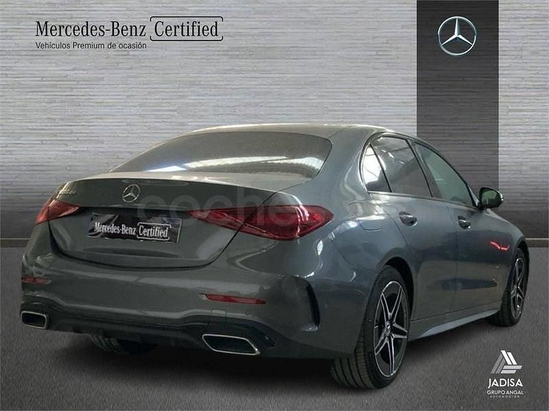 Usado Mercedes C300e AMG line 313 CV (230 kW) 2024 Gris selenita Berlina