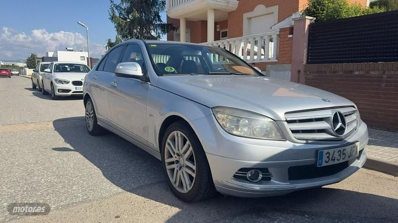 Gris / plateado Usado 2007 Mercedes C200 Berlina | 6400 € (Precio justo) - Imagen 1/4