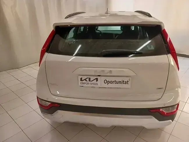Usado Kia Niro 129 CV (94 kW) 2025 Blanco SUV