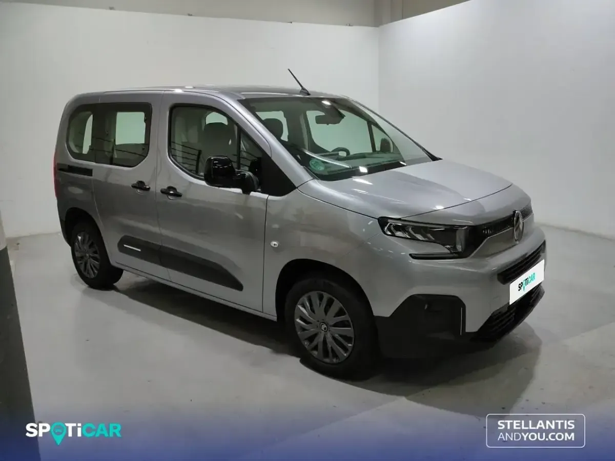Usado Citroën Berlingo 103 CV (75 kW) 2025 Gris Monovolumen