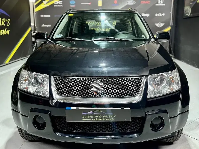 Usado Suzuki Grand Vitara 129 CV (94 kW) 2007 Negro SUV