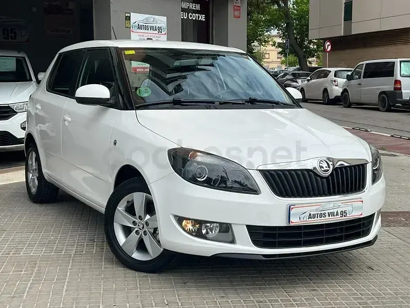 Usado Skoda Fabia 69 CV (50 kW) 2014 Blanco Berlina