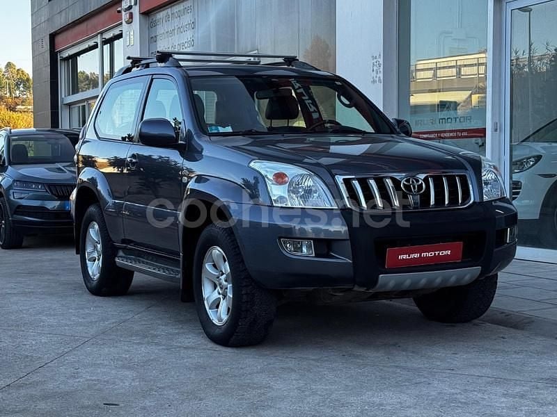 Usado Toyota Land Cruiser 166 CV (122 kW) 2005 Gris / plata SUV