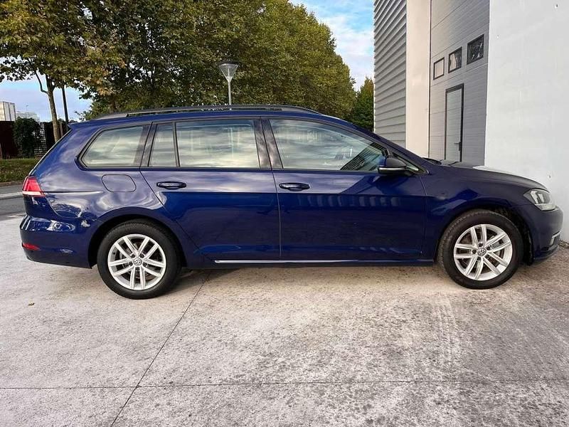 Usado VW Golf VII Business 116 CV (85 kW) 2019 Azul Familiar