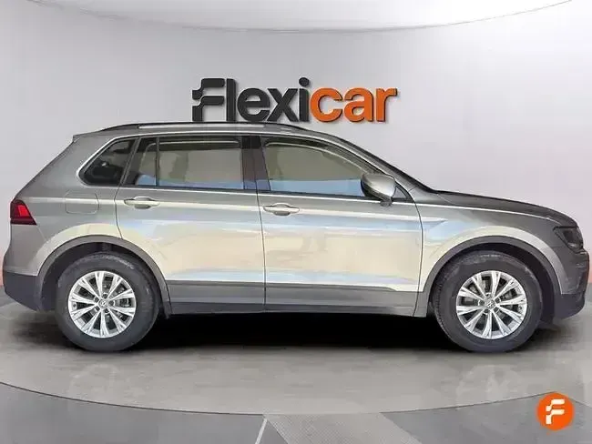 Usado VW Tiguan Advance 130 CV (95 kW) 2019 Beige SUV