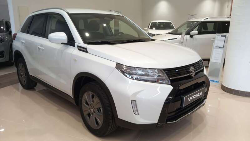 Blanco Nuevo 2025 Suzuki Vitara SUV | 24.900 € (Precio justo) - Imagen 1/4