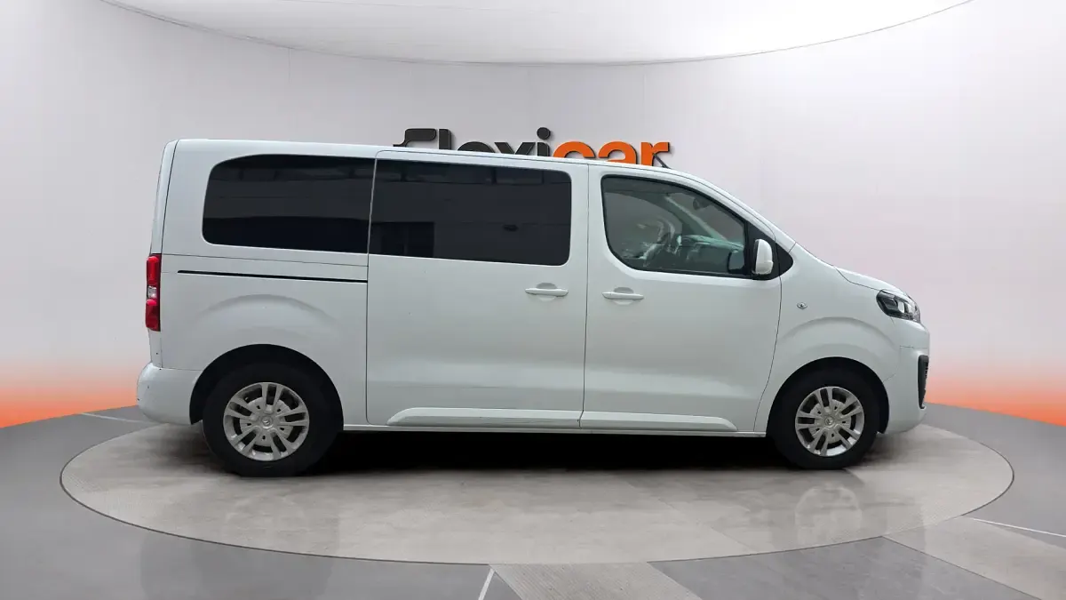 Usado Citroën Spacetourer Feel 120 CV (88 kW) 2019 Blanco Monovolumen