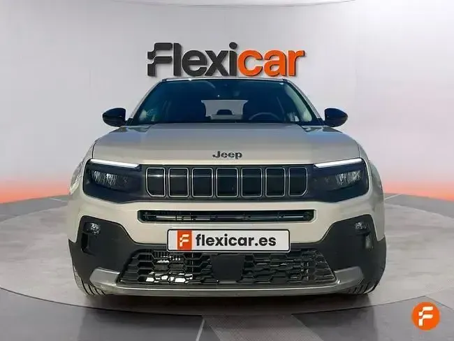 Usado Jeep Avenger Altitude 100 CV (73 kW) 2025 Marrón SUV