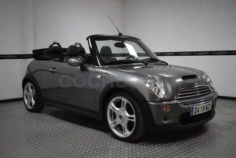 Usado Mini Cooper S Cabriolet 170 CV (125 kW) 2004 Gris / plata Descapotable