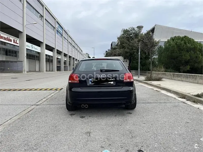 Usado Audi A3 Ambiente 170 CV (125 kW) 2007 Negro Utilitario