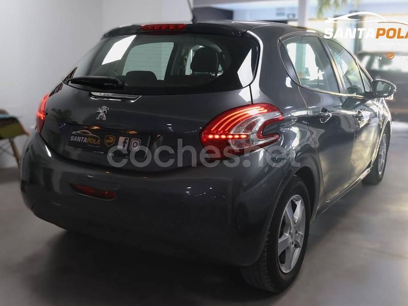 Usado Peugeot 208 Business-Line 68 CV (50 kW) 2014 Gris / plata Utilitario