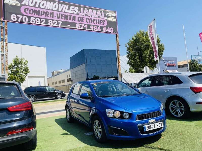 Usado Chevrolet Aveo LT 75 CV (55 kW) 2012 Azul Utilitario