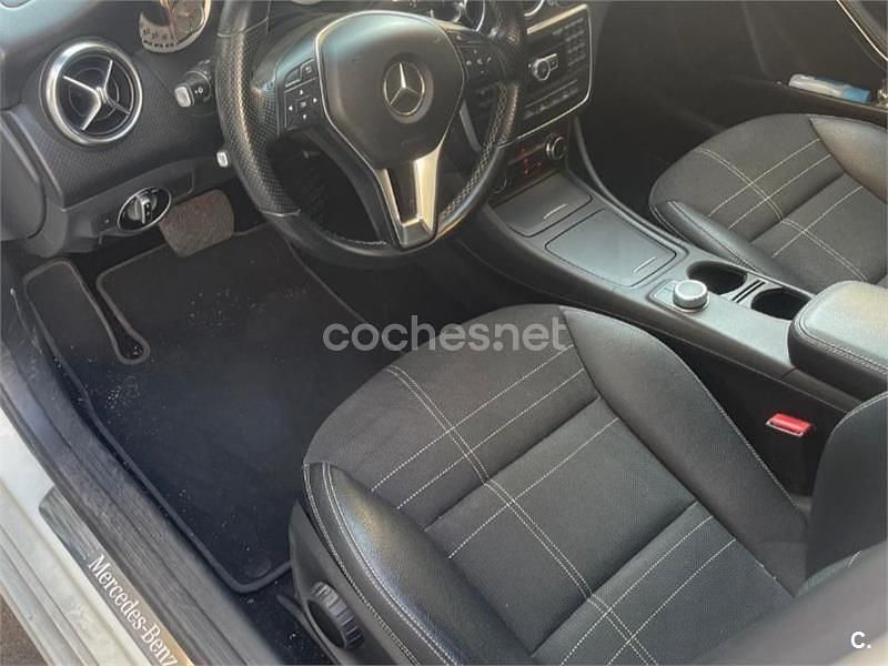 Blanco Usado 2015 Mercedes A180 Style Berlina | 15.000 € (Precio justo) - Imagen 1/4