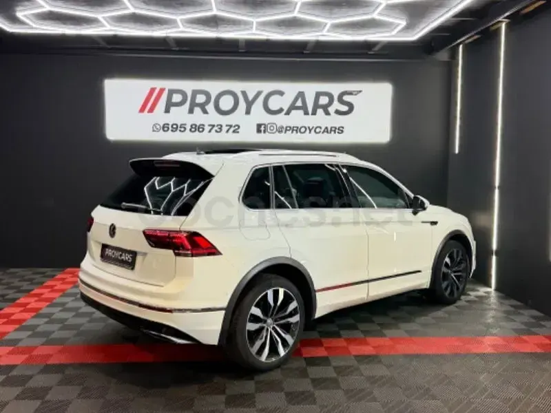 Usado VW Tiguan Sportline 240 CV (176 kW) 2017 Blanco SUV