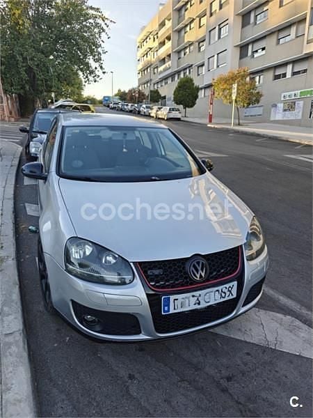 Gris / plata Usado 2007 VW Golf V GT Berlina | 4500 € (Buen precio) - Imagen 1/4