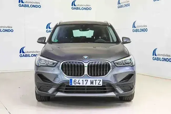 Usado BMW X1 136 CV (100 kW) 2021 Gris SUV