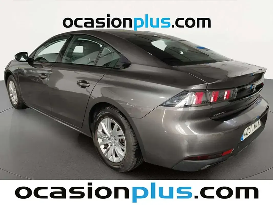 Usado Peugeot 508 Active 131 CV (96 kW) 2022 Gris Berlina