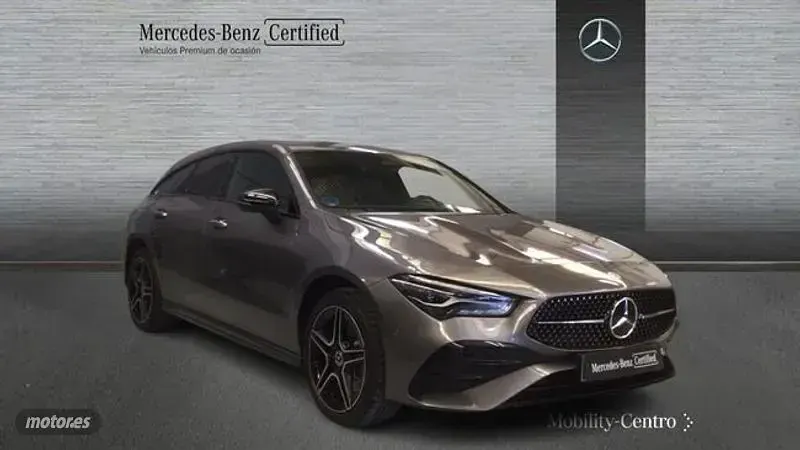 Usado Mercedes CLA250e 217 CV (159 kW) 2025 Gris Coupe