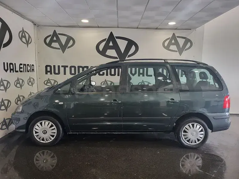 Usado Seat Alhambra Stylance 115 CV (84 kW) 2005 Verde Monovolumen