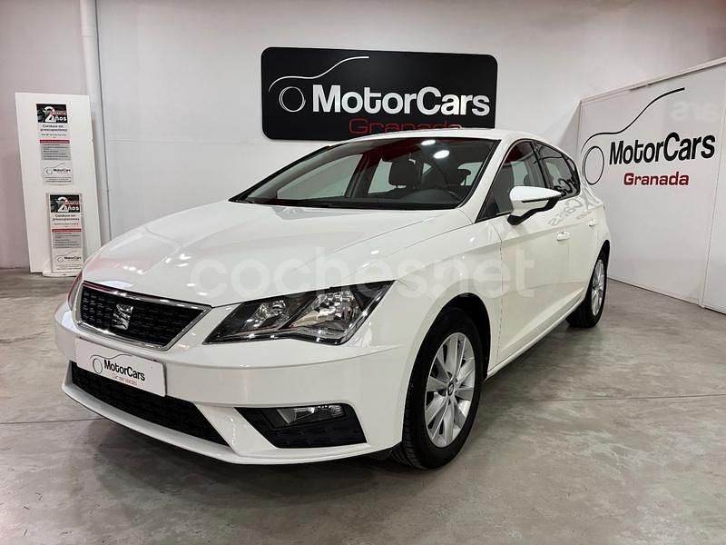 Blanco Usado 2017 Seat Leon Style Plus Berlina | 12.350 € (Un poco caro) - Imagen 1/4