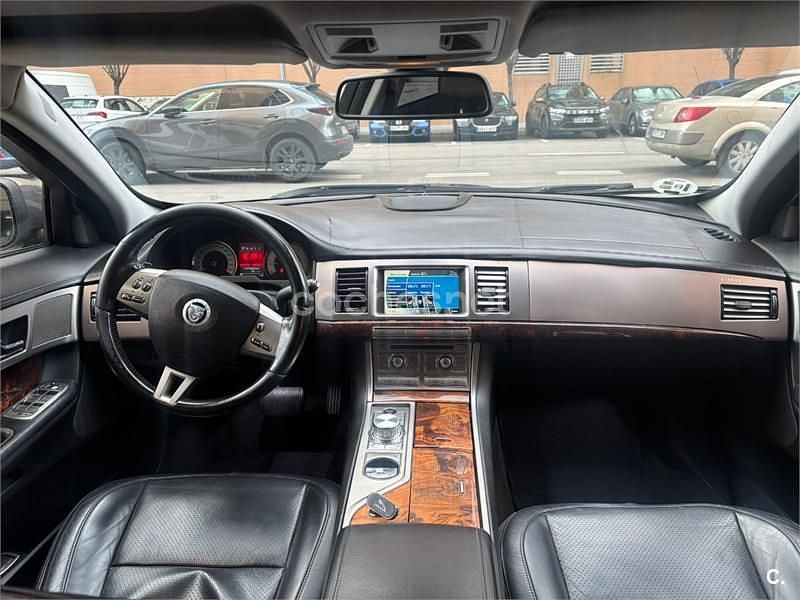 Usado Jaguar XF Premium Luxury 207 CV (152 kW) 2009 Gris / plata Berlina