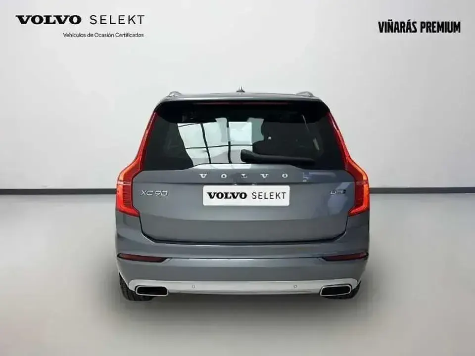 Używany Volvo XC90 Business Edition 235 KM (172 kW) 2020 Szary SUV