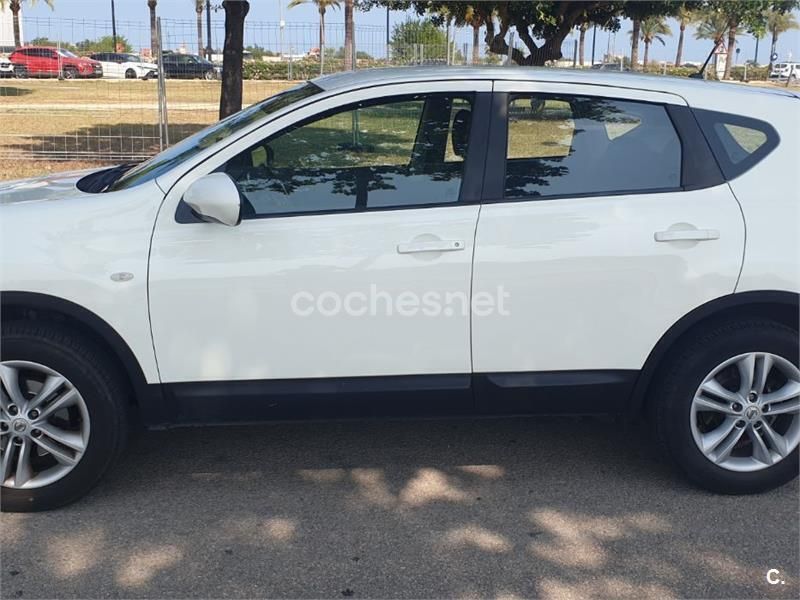 Blanco Usado 2010 Nissan Qashqai Tekna SUV | 6200 € (Precio justo) - Imagen 1/4