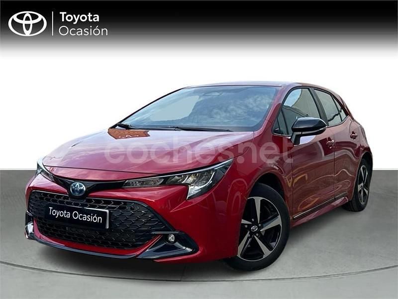 Rojo Nuevo 2025 Toyota Corolla Active Berlina | 26.990 € (Caro) - Imagen 1/4