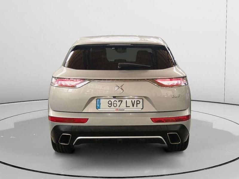 Usado DS Automobiles DS7 Crossback So Chic 182 CV (133 kW) 2021 Gris SUV