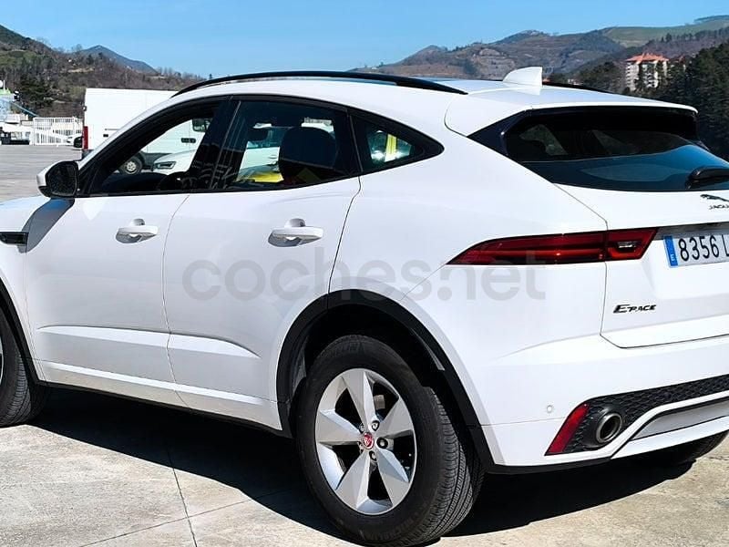 Usado Jaguar E-Pace R-Dynamic 150 CV (110 kW) 2020 Blanco SUV