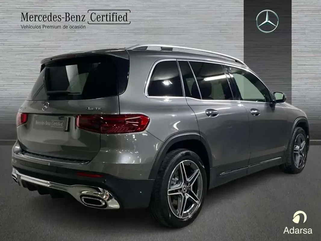 Usado Mercedes GLB220 AMG line 190 CV (139 kW) 2024 SUV