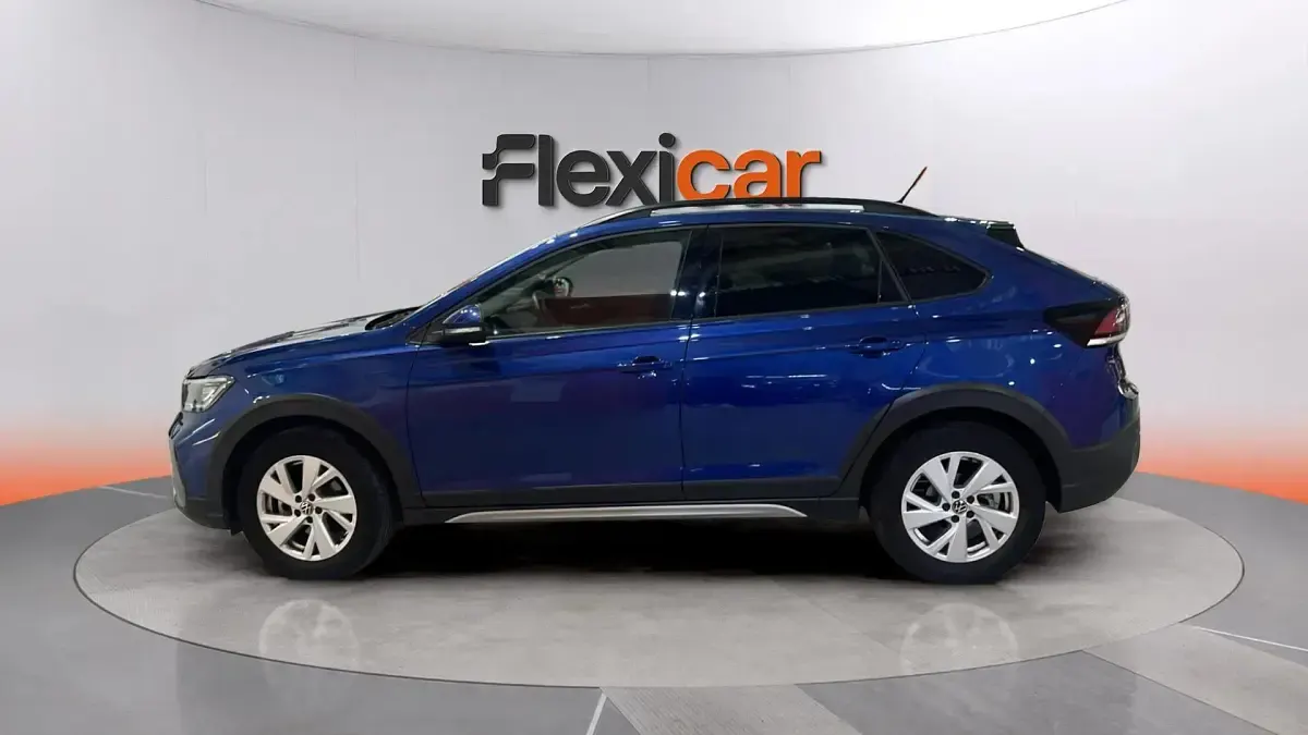 Usado VW Taigo Life 110 CV (80 kW) 2023 Azul SUV