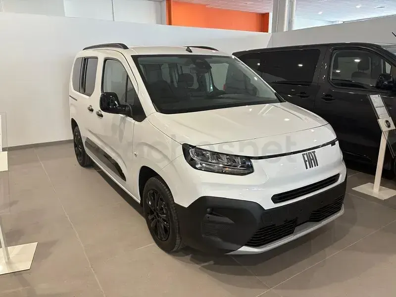 Nuevo Fiat Qubo Icon 130 CV (95 kW) 2026 Blanco Monovolumen