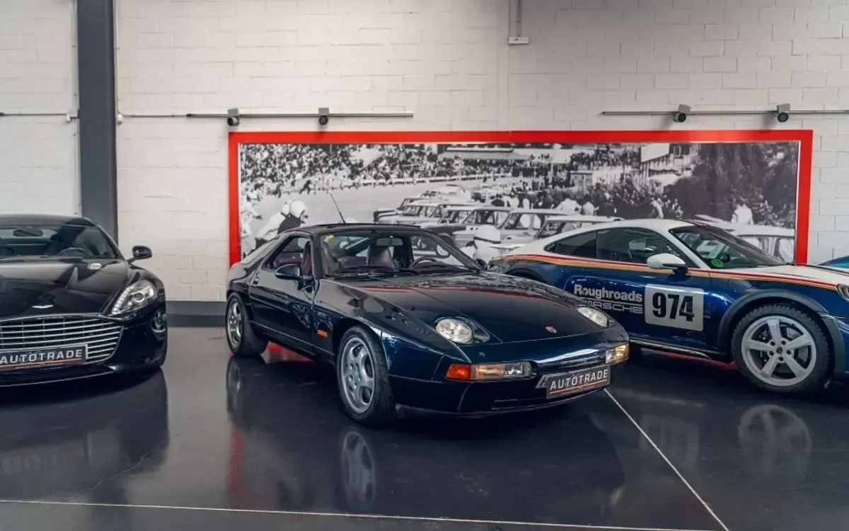Usado Porsche 928 GTS 349 CV (256 kW) 1992 Azul Coupe