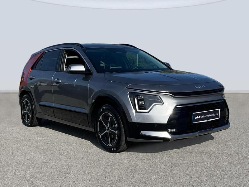 Usado Kia Niro 184 CV (135 kW) 2025 Blanco SUV