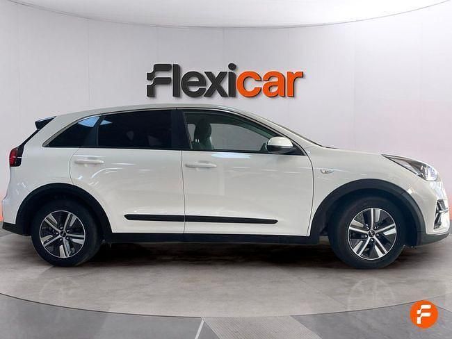 Usado Kia Niro 141 CV (103 kW) 2021 Blanco SUV
