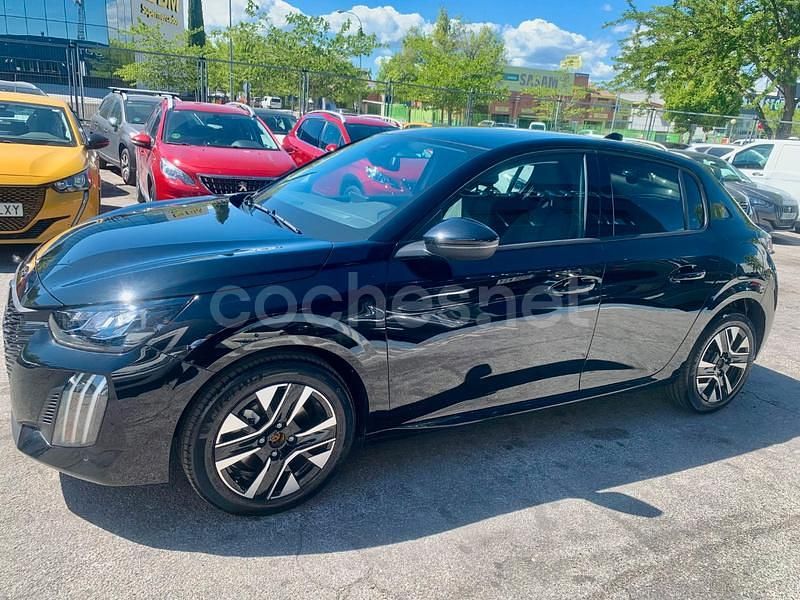 Nuevo Peugeot 208 Allure 110 CV (80 kW) 2025 Negro Utilitario