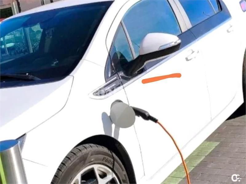 Usado Opel Ampera Selective 150 CV (110 kW) 2012 Blanco Utilitario