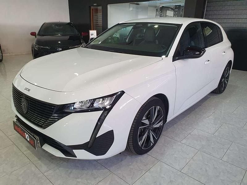 Usado Peugeot 308 Allure 131 CV (96 kW) 2022 Blanco Utilitario