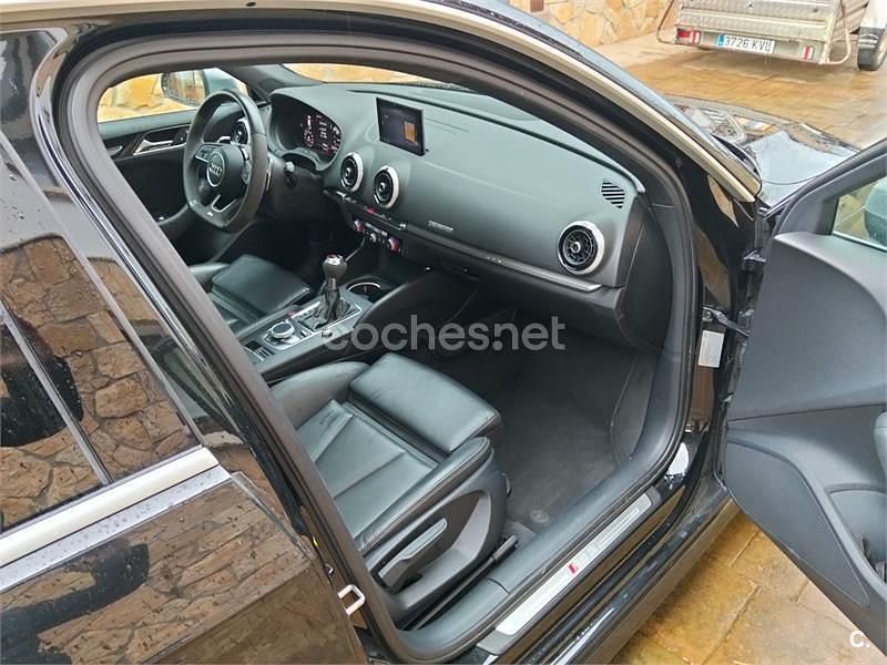 Negro Usado 2012 Audi RS3 Berlina | 45.500 € - Imagen 1/4