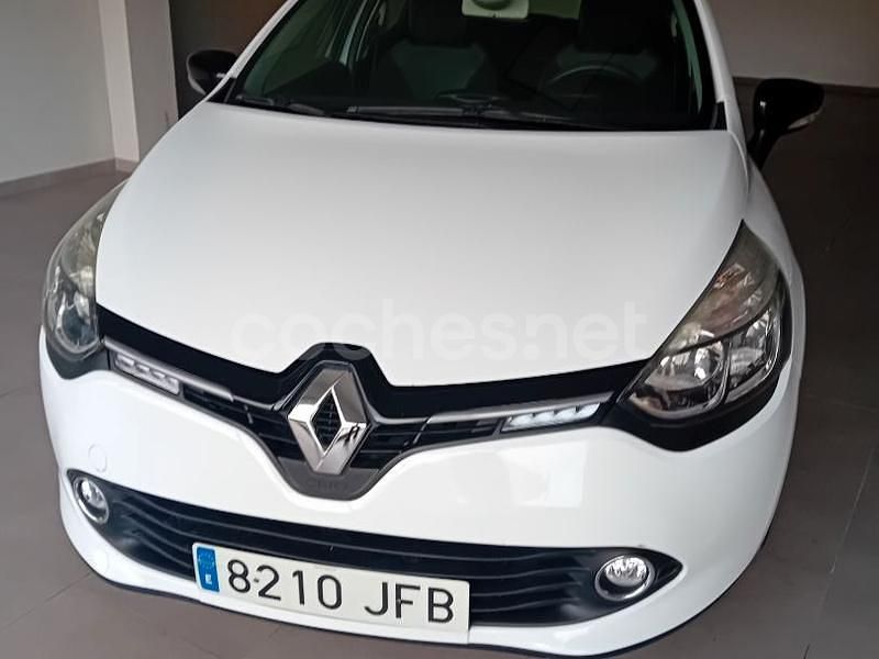 Blanco Usado 2015 Renault Clio IV Expression Berlina | 8000 € (Precio justo) - Imagen 1/4