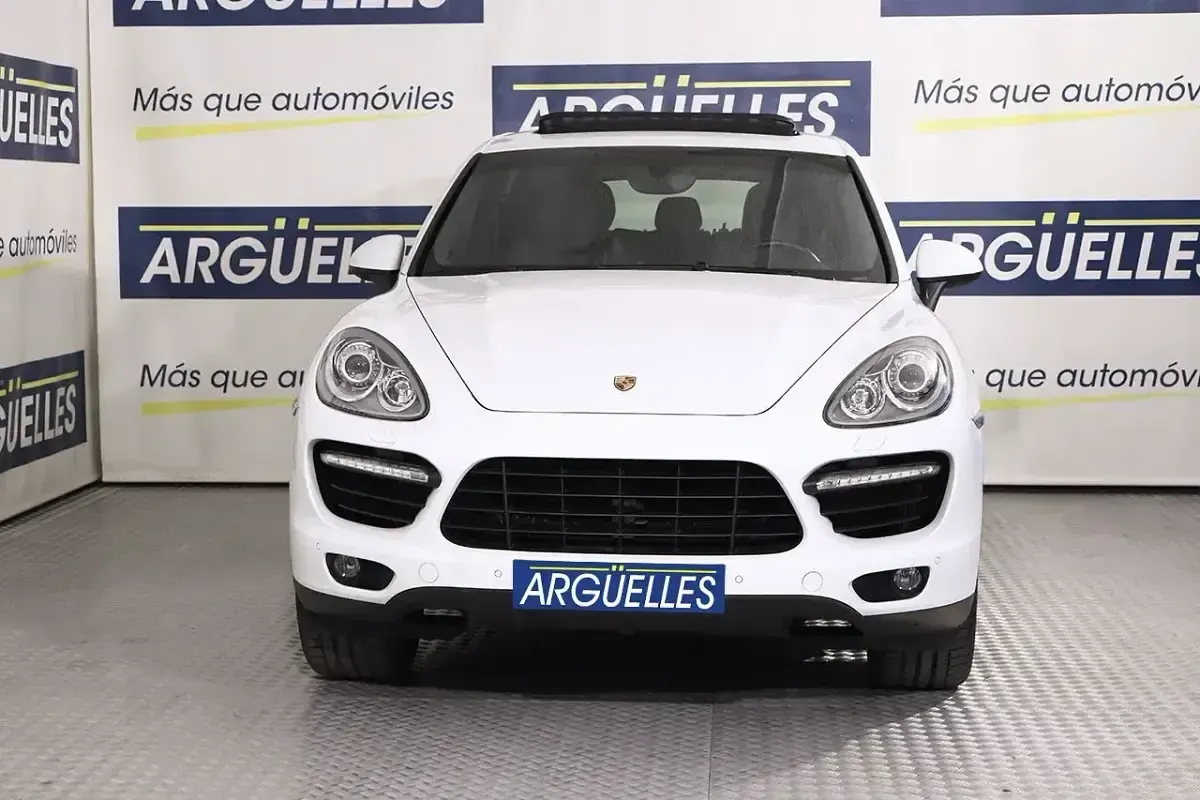 Usado Porsche Cayenne Turbo 520 CV (382 kW) 2015 Blanco SUV