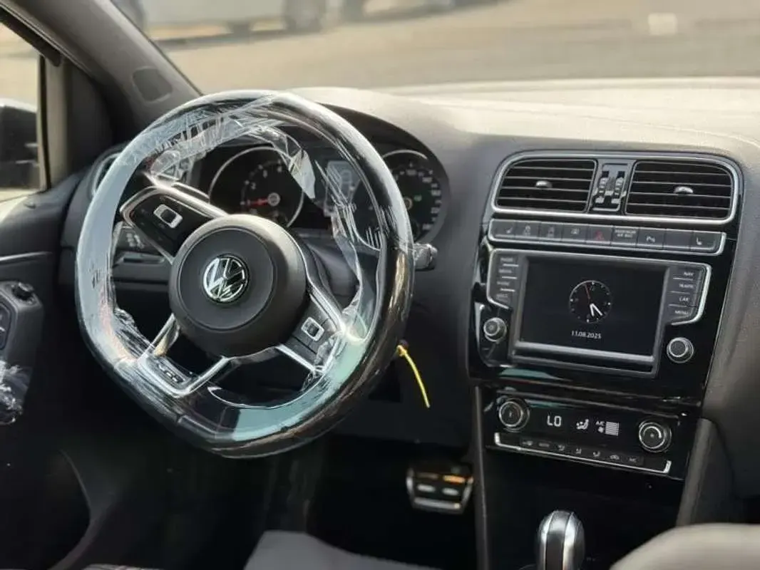 Usado VW Polo GTI 192 CV (141 kW) 2017 Negro Utilitario