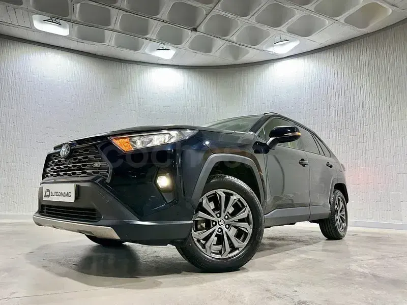 Usado Toyota RAV4 Hybrid Advance 222 CV (163 kW) 2022 Negro SUV
