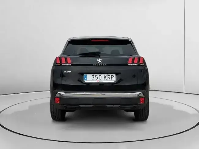 Usado Peugeot 3008 Active 130 CV (95 kW) 2018 Negro SUV