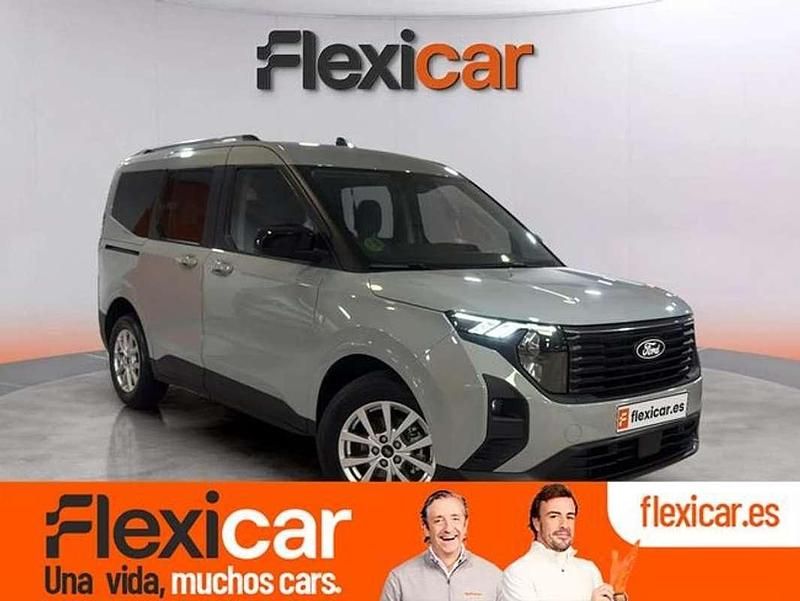 Usado Ford Tourneo Titanium 125 CV (91 kW) 2025 Gris Van